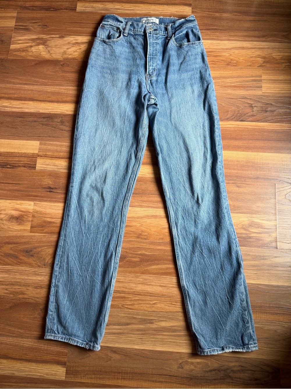 Abercrombie 90s Straight Ultra High Rise Straight Curve Love Jean 27 Long